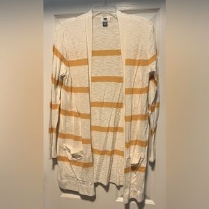 Old Navy Large white and yellow cardigan with pockets long sleeve thin like new